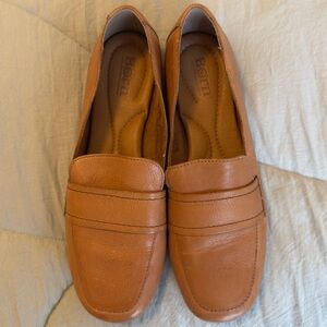 Born Tan Leather Penny Loafers